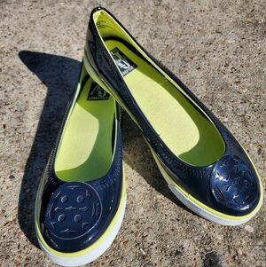 Mossimo Supply Co. Navy and Lime Flats